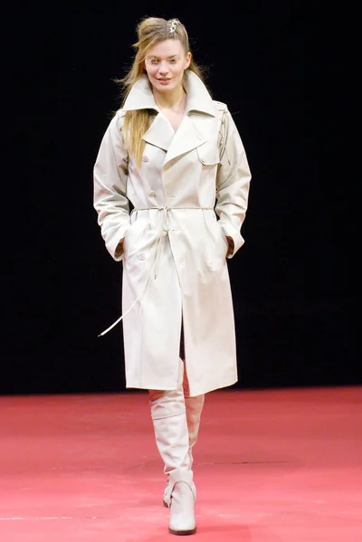 Look 28